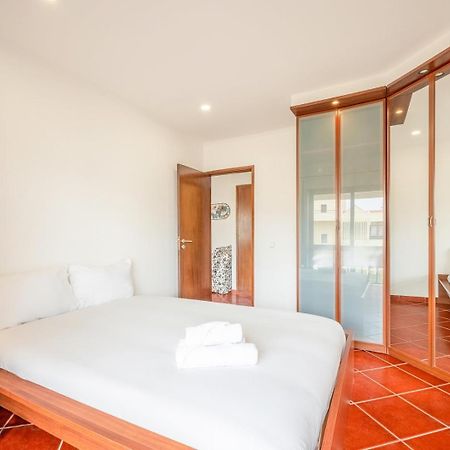 Guestready - Glowing Hideaway In Almada Rum bild