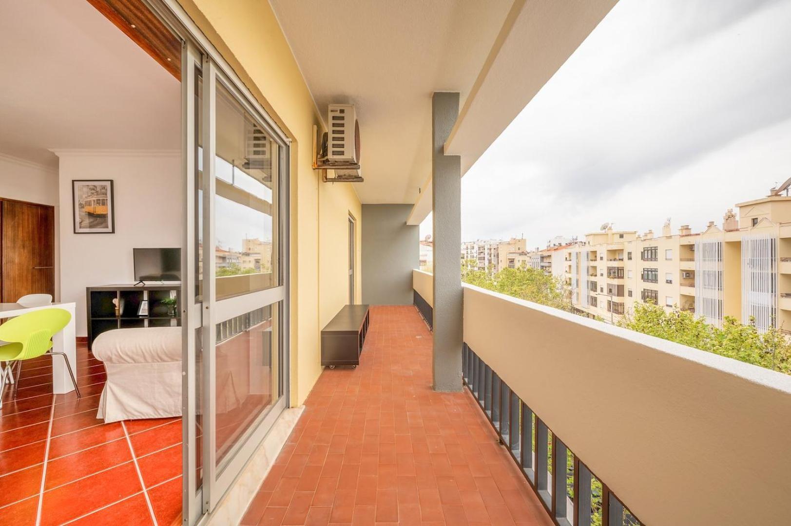 Guestready - Glowing Hideaway In Almada Rum bild