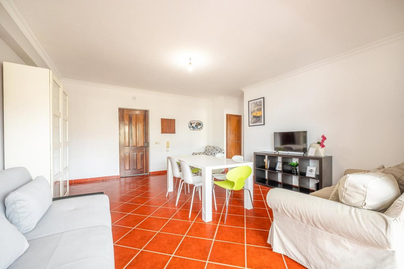 Guestready - Glowing Hideaway In Almada Rum bild